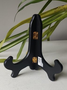 Black Easel Plate Holder